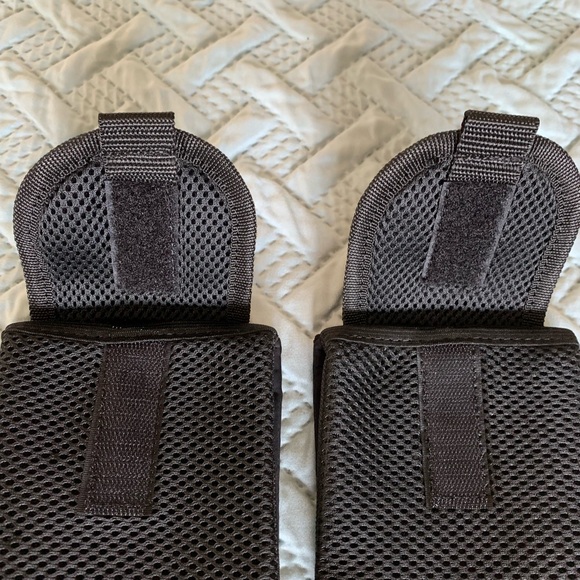 Buddy Pouch On the Go Phone Belt Pouch-Set of 2 - Picture 3 of 9